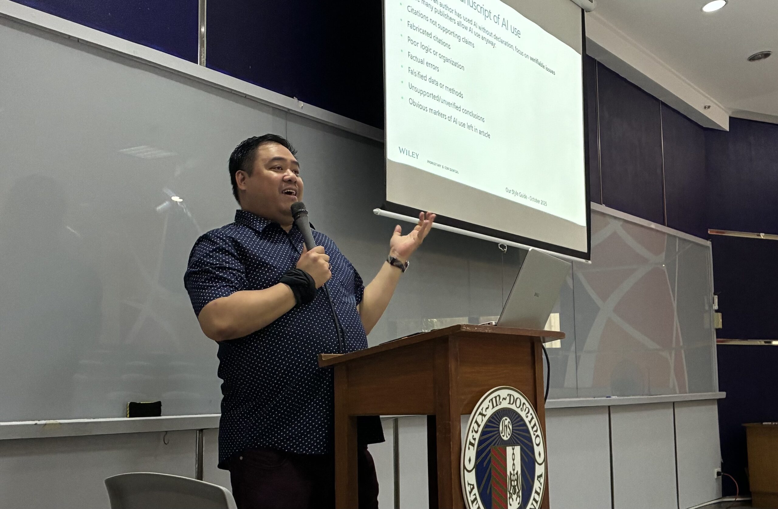 Dr David Peralta
